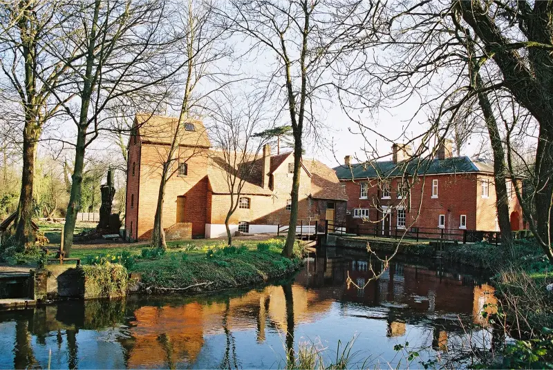 Rooksbury Mill House Andover Eng Hampshire (1)
